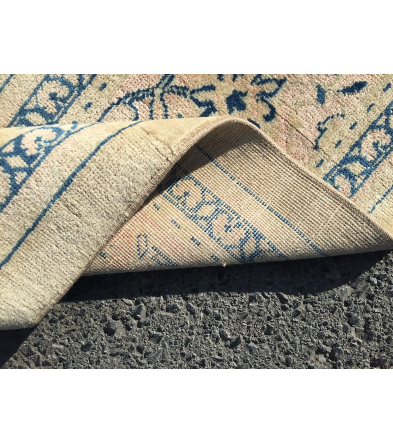 9x13 70's handmade rug beige with hint of pink, Vintage Rug , 9'4 X 13'1 Bedroom Rug, Living Room Rug