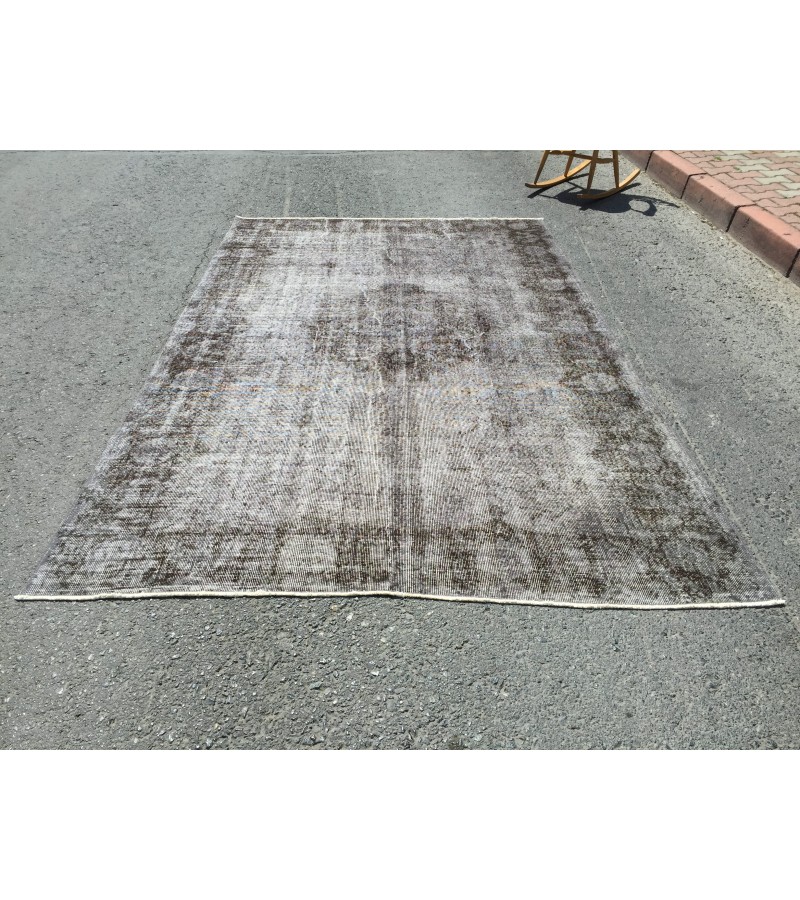 6x10 faded grey rug, vintage rug, , retro bedroom rug, 6'3 X 10' woven rug