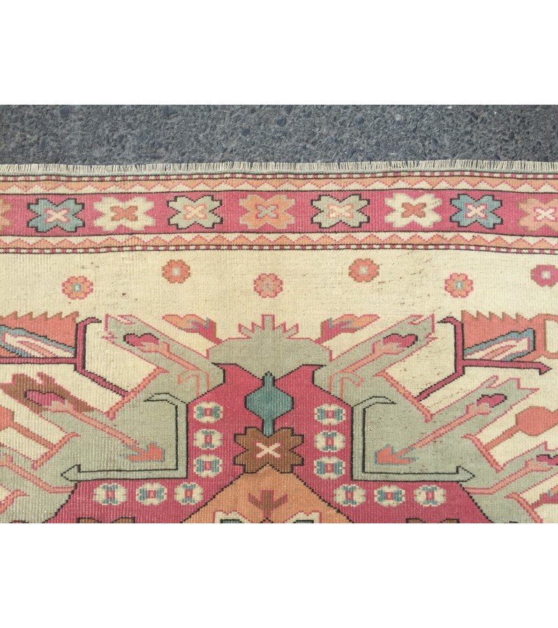 6x7 abstract area rug, beige pink rug, 5'9 X 7'1 bedroom rug, rug, geometric wool rug