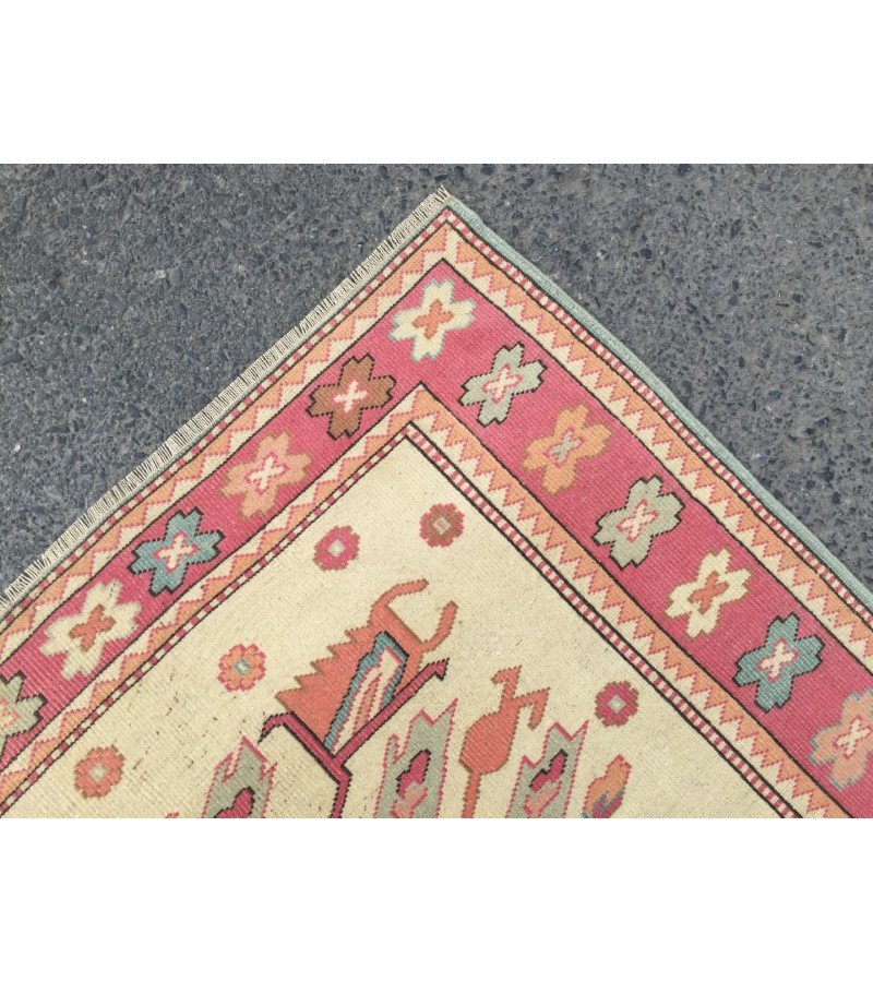 6x7 abstract area rug, beige pink rug, 5'9 X 7'1 bedroom rug, rug, geometric wool rug