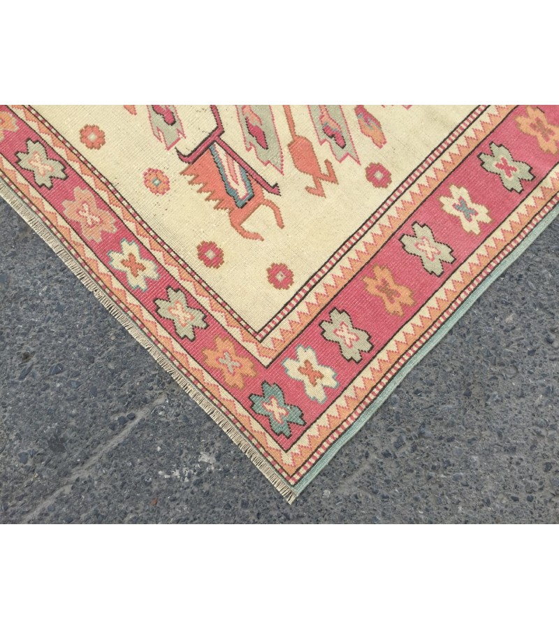 6x7 abstract area rug, beige pink rug, 5'9 X 7'1 bedroom rug, rug, geometric wool rug