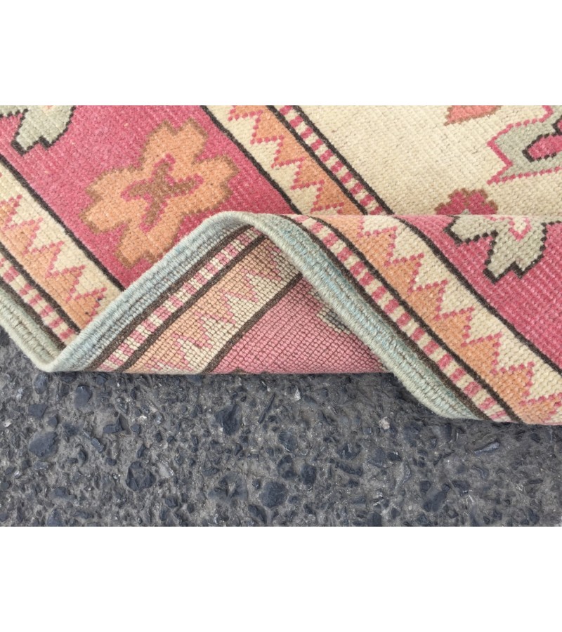 6x7 abstract area rug, beige pink rug, 5'9 X 7'1 bedroom rug, rug, geometric wool rug
