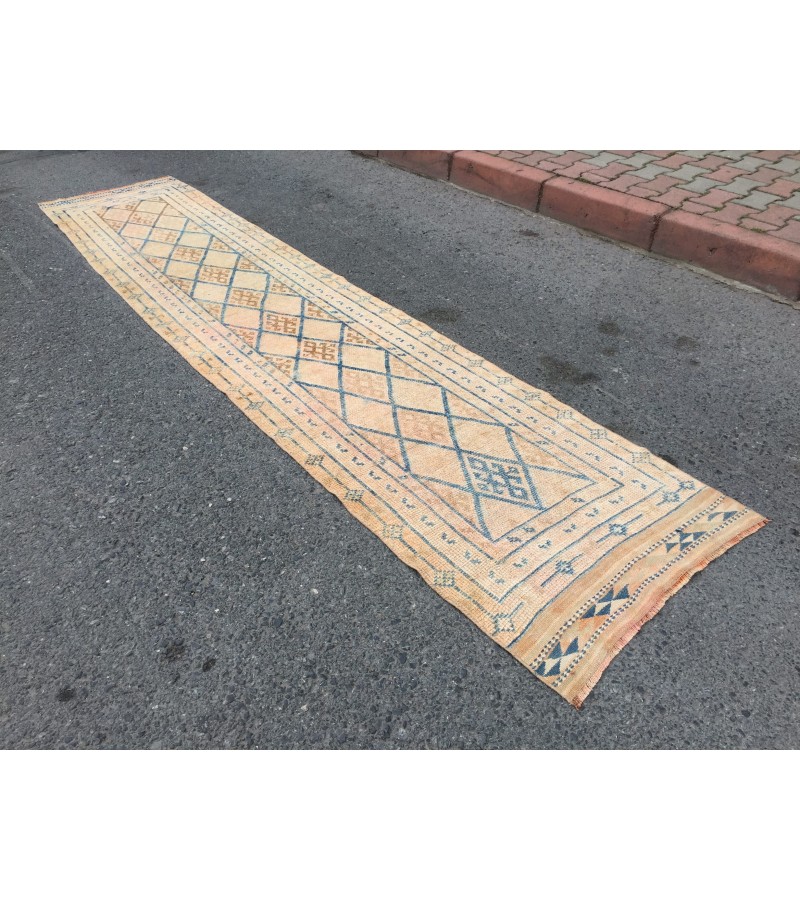 3x12 retro geometric runner, distressed runner, corridor rug , 2'7 X 12'2 kitchen runner