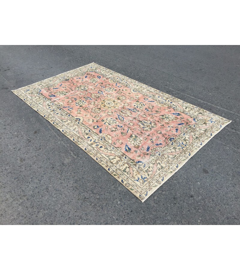 5x8 dining room rug, vintage Turkish rug, pastel red beige rug, 4'11 X 8' Handmade rug