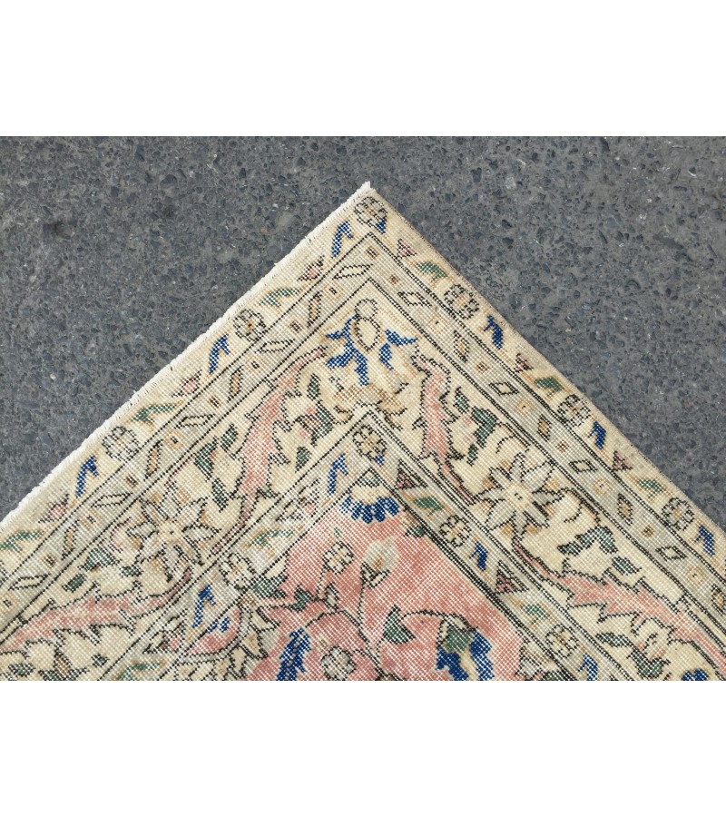 5x8 dining room rug, vintage Turkish rug, pastel red beige rug, 4'11 X 8' Handmade rug