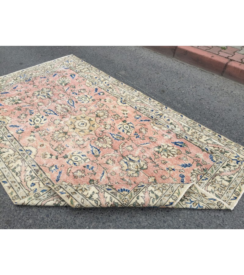 5x8 dining room rug, vintage Turkish rug, pastel red beige rug, 4'11 X 8' Handmade rug