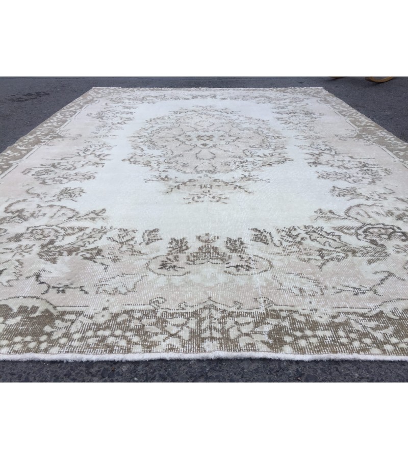 7x9 rustic Turkish rug, bedroom rug, Hand knotted Rug , Wool Rug, 6'7 X 9'2 retro rug