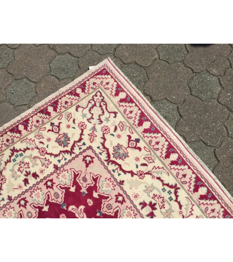 7x9 antique hand woven rug , Authentic Fine rug from 80s , 6'11 X 9'2 Living room rug , red rugs