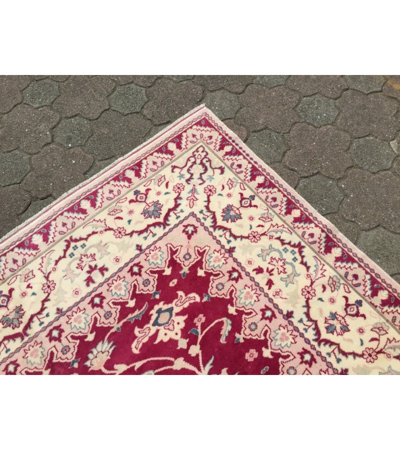 7x9 antique hand woven rug , Authentic Fine rug from 80s , 6'11 X 9'2 Living room rug , red rugs