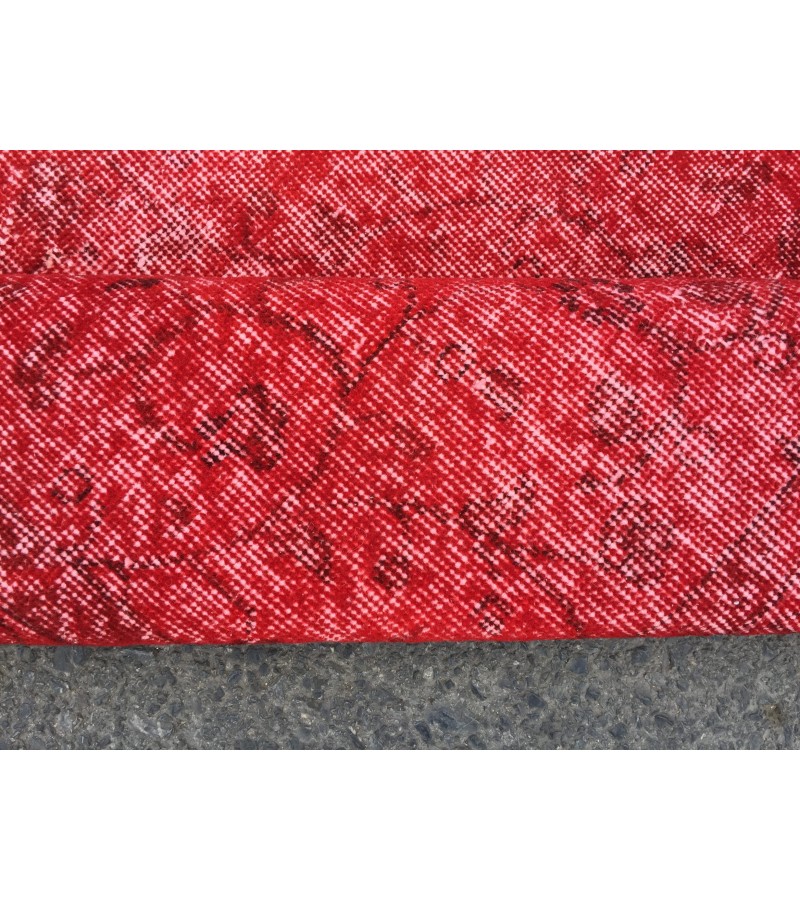 5x9 red bed plan rug, Living room rug , 5'5 X 9' Vintage rug