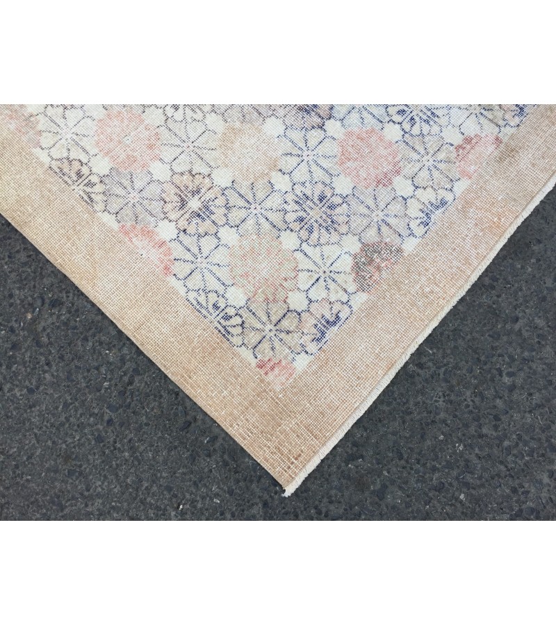 6x9 minimal floral area rug, hand knotted Turkish rug , 6'5 X 9 retro rug