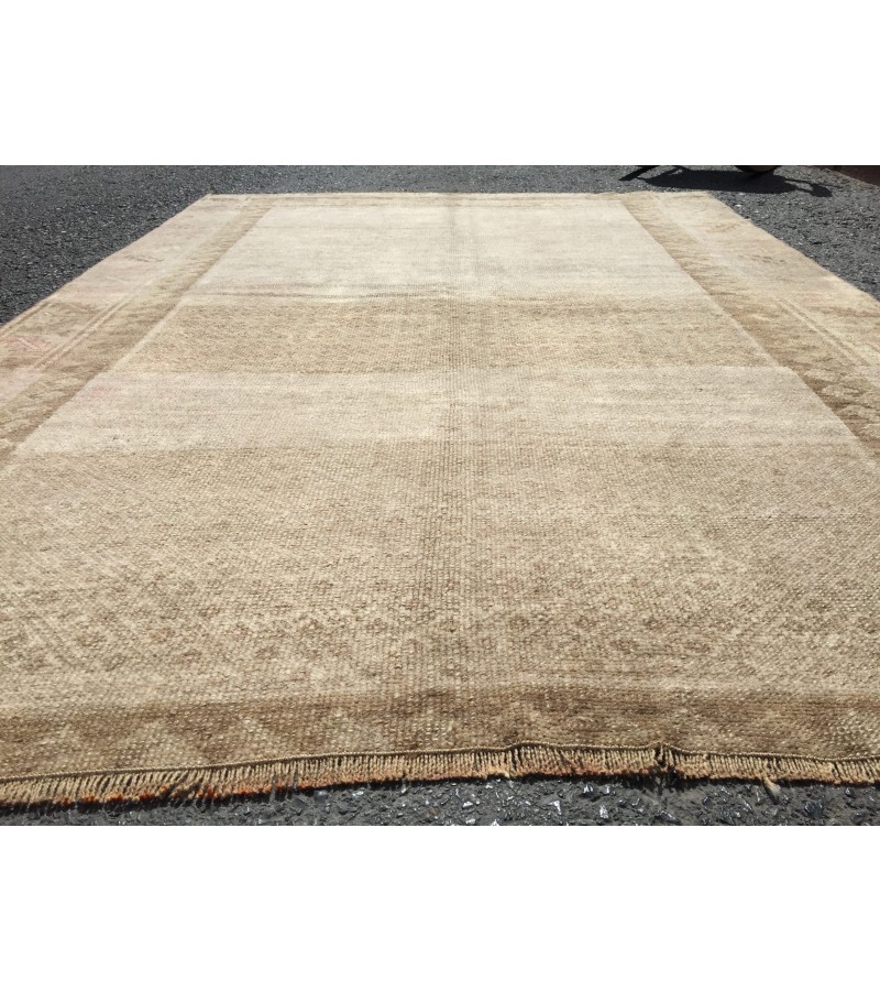 5x8 vintage area rug, retro beige brown bedroom rug, 5' X 7'9 hand woven rug