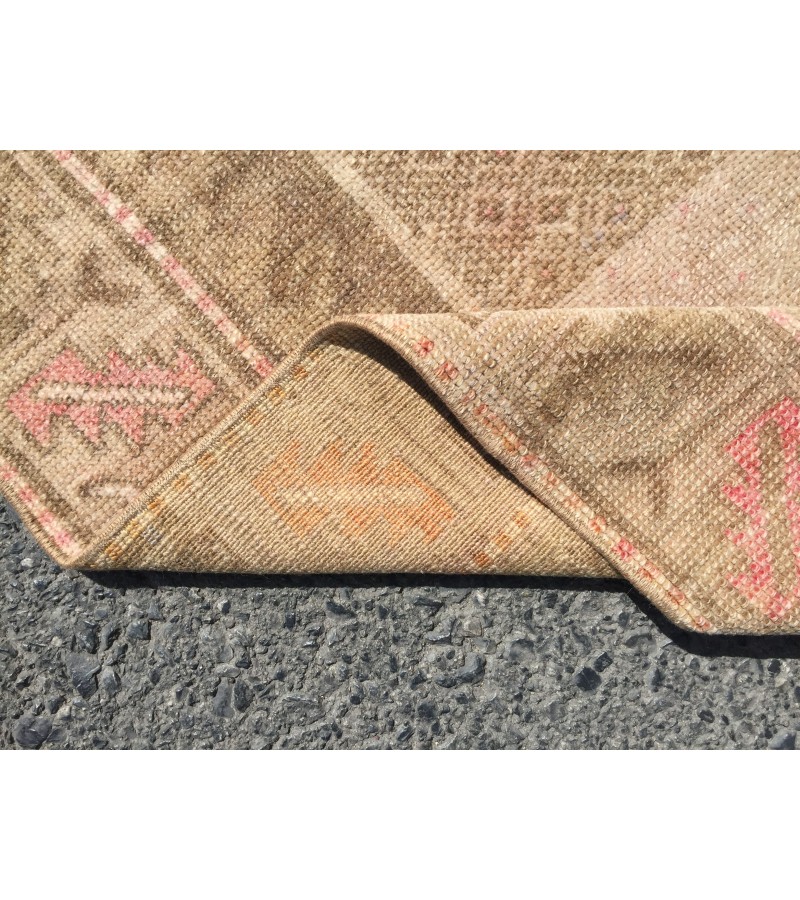 5x8 vintage area rug, retro beige brown bedroom rug, 5' X 7'9 hand woven rug