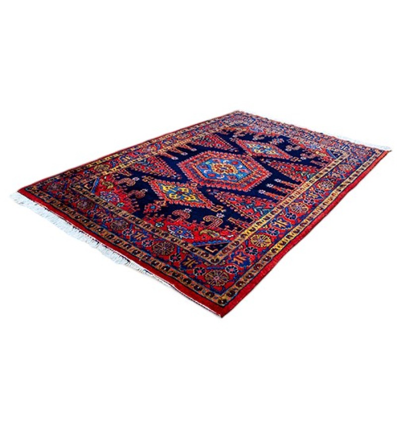 Redish rug, 5'5 X 7'5 rug for living room