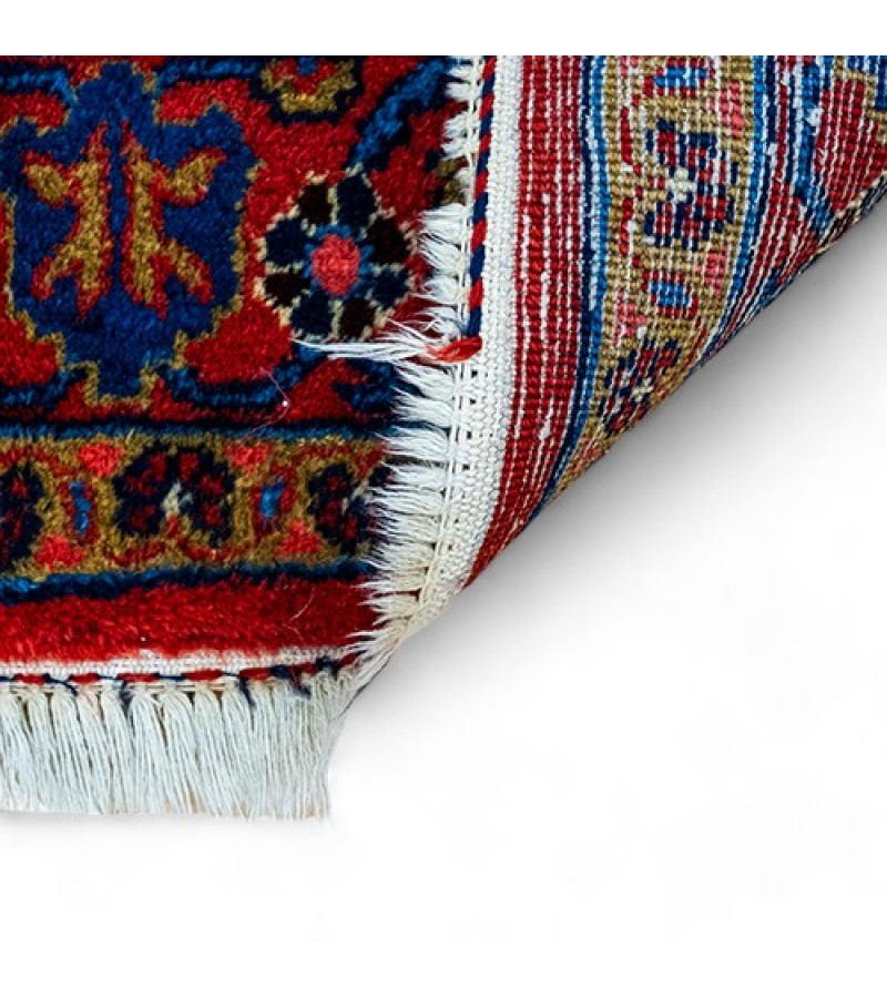 Redish rug, 5'5 X 7'5 rug for living room