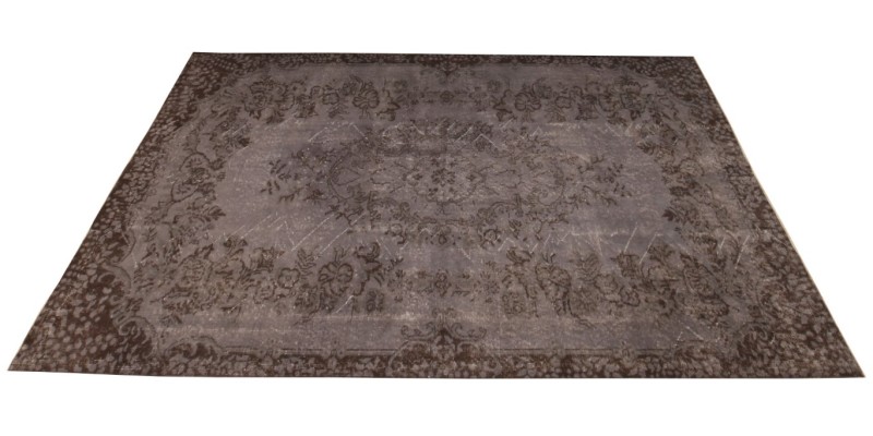 5,5 x 9,1 Ft  170 x 280 cm  Greey Rug