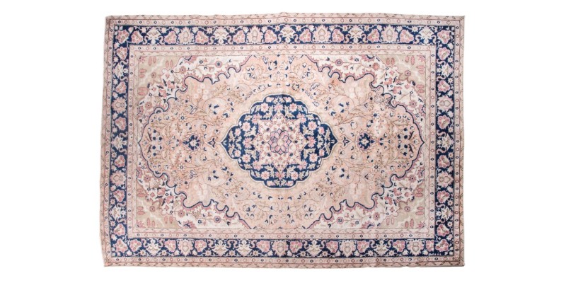 7x9 Feet .   Muted Color Antique Rug , Hand Knotted Rug , Oversize Faded Rug , No Repeair Perfect Condition