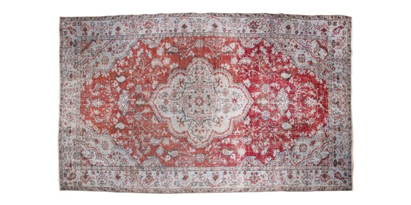 6X10 Feet . Perfect Madallion PAttern Rug , Red in Beige  Color Rug , Antique Dyed Rug , No Repeair Perfect Condition  