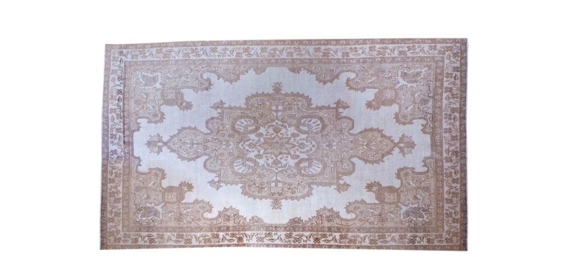 5X8 Feet  . Brown  Color Vintage Rug , Hand Knotted Rug ,  No Repeair Perfect Condtion Rug , Antique Faded Rug