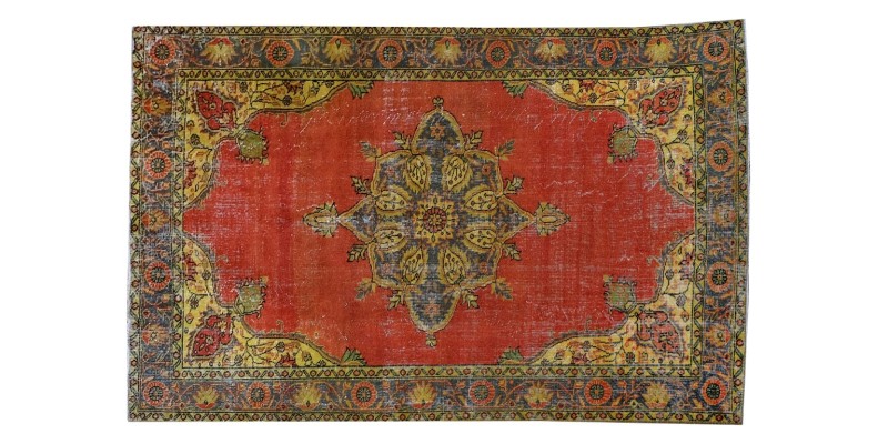 6.3x9.8 Feet , Red Color Vintage Rug , Hand Made Rug, Turkish Area Rug , Madellion PAttern Rug