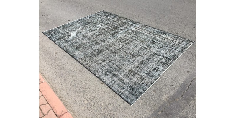 7x10 Turkish rug, black grey rug, , vintage rug, distressed rug, 6'8 X 9'9 wool rug