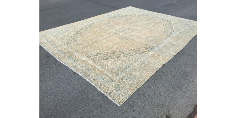 10x13 home decor rug, area rug, oversize Persian rug, 10' X 12'11 vintage rug