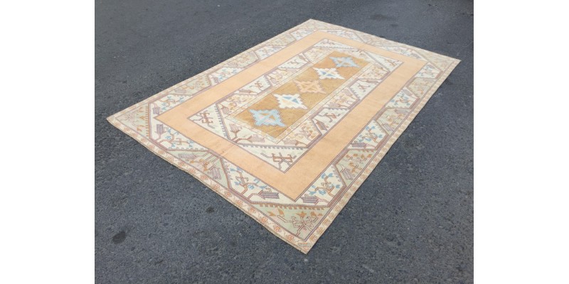 5x8 vintage abstract rug, bedroom rug , kitchen rug, 5'1 X 7'9 Handmade rug