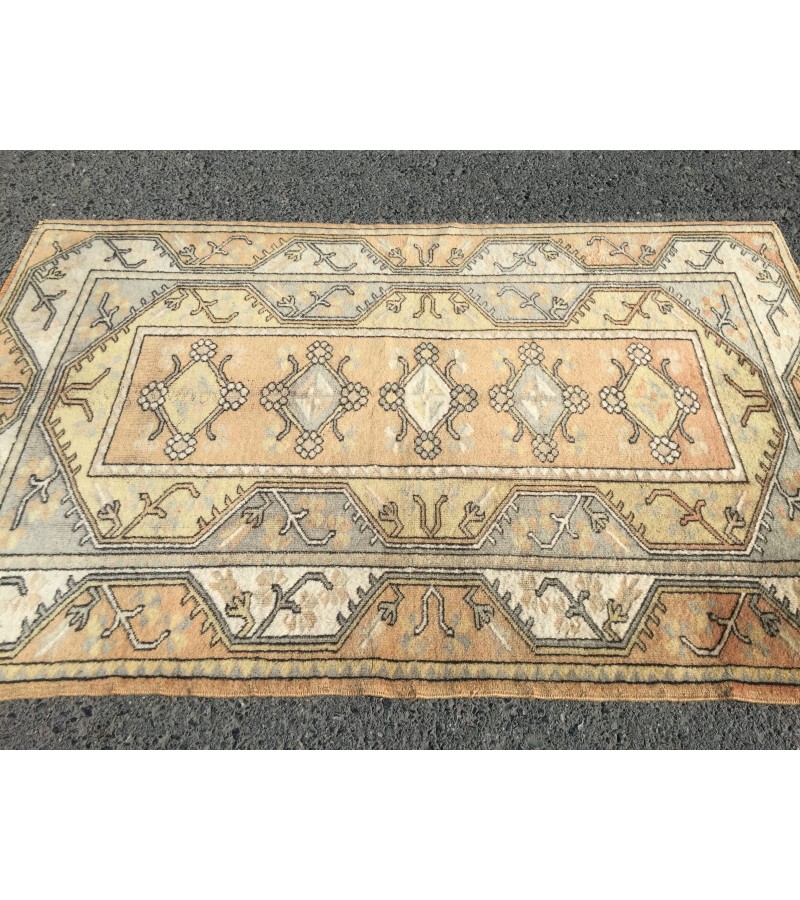 4x6 earthy colour geometric rug, kitchen rug, oriental rug, bedroom rug , 4' X 6'3 70s Handmade rug