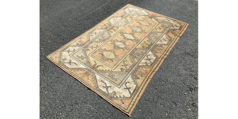 4x6 earthy colour geometric rug, kitchen rug, oriental rug, bedroom rug , 4' X 6'3 70s Handmade rug