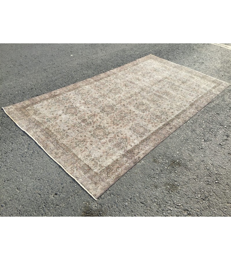 5x9 vintage area rug, retro kitchen rug, grey dining room rug, rug for living room, 5'4 X 9'2 wool rug