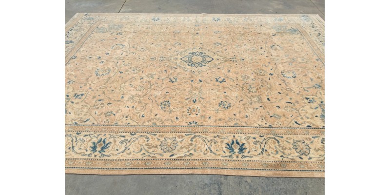 10x13 Vintage rug , Turkish Area Rug , 70s Rug , 9'7 X 12'11 Kitchen rug , Bedroom Rug , Muted handmade Rug