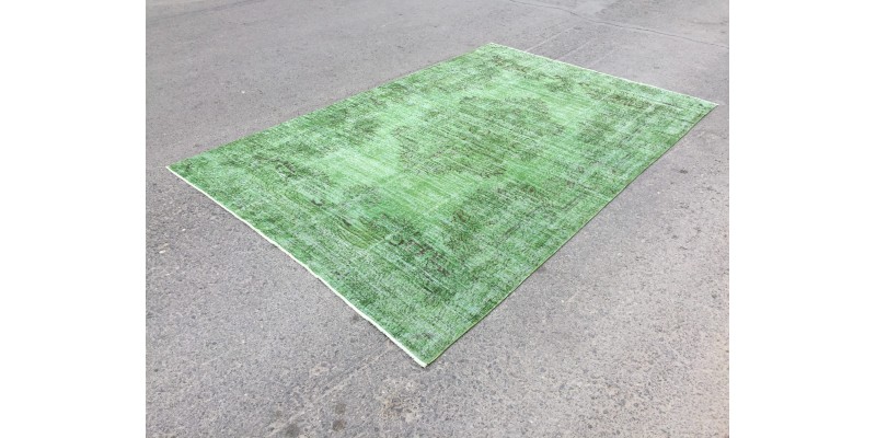 7x10 distressed green area rug, dining room green rug, 6'7 X 10' woven rug