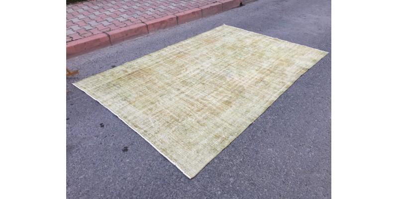6x9 faded Pattern Living room Rug , vintage area rug, 5'11 X 9'1 Turkish rug