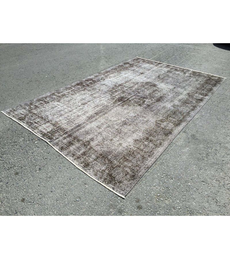 6x10 faded grey rug, vintage rug, , retro bedroom rug, 6'3 X 10' woven rug
