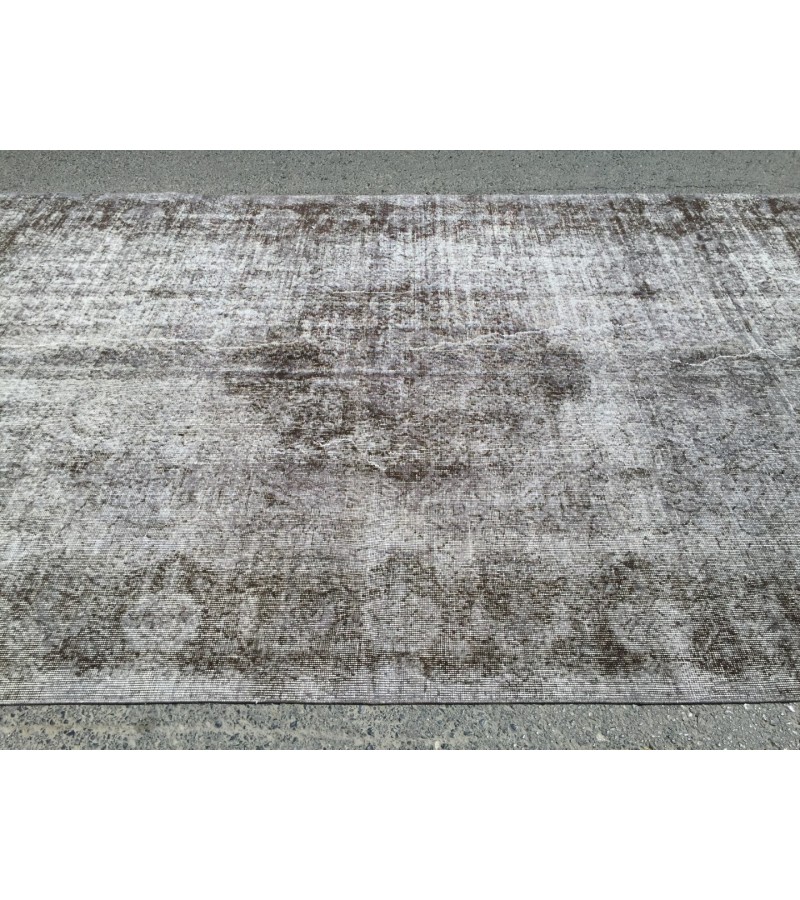 6x10 faded grey rug, vintage rug, , retro bedroom rug, 6'3 X 10' woven rug