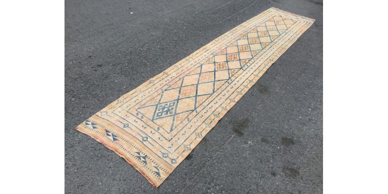 3x12 retro geometric runner, distressed runner, corridor rug , 2'7 X 12'2 kitchen runner