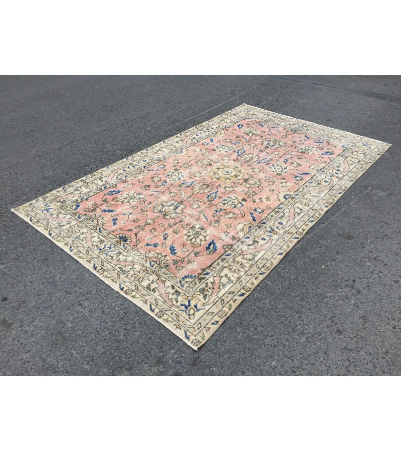 5x8 dining room rug, vintage Turkish rug, pastel red beige rug, 4'11 X 8' Handmade rug