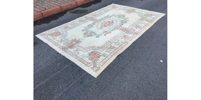 6x9 floral area rug, pastel green rug, Rugs For living room , 6'2 X 9'5 Handmade vintage rug